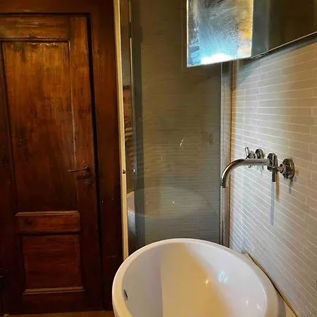 Medieval Tower In Umbria With Swimming Pool Montelagello