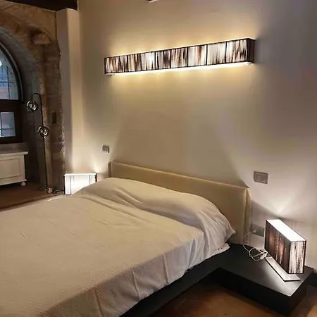 Medieval Tower In Umbria With Swimming Pool Сasa de vacaciones *