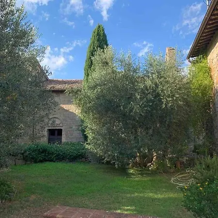 Medieval Tower In Umbria With Swimming Pool Holiday home Montelagello