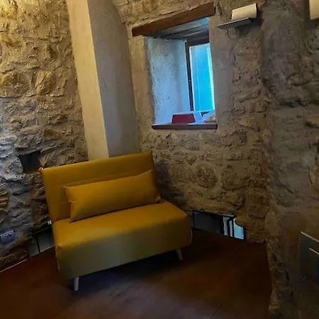 Medieval Tower In Umbria With Swimming Pool Montelagello